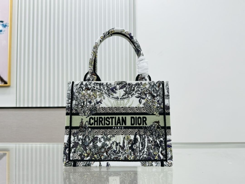 Dior Shopping Bags